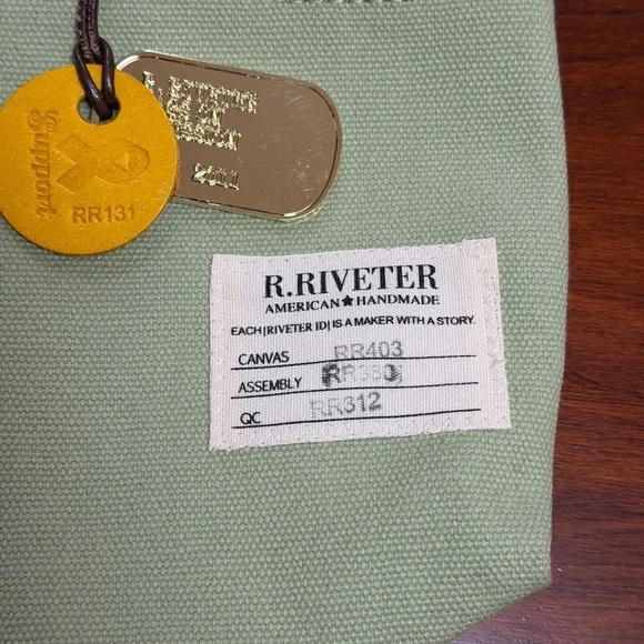 R. Riveter Green Canvas Pouch - Picture 2 of 6